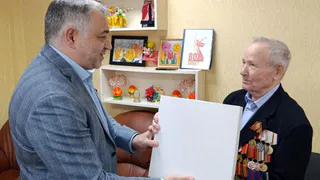 ЛУКОЙЛ и администрация Усинска поздравили ветеранов в канун Дня Победы