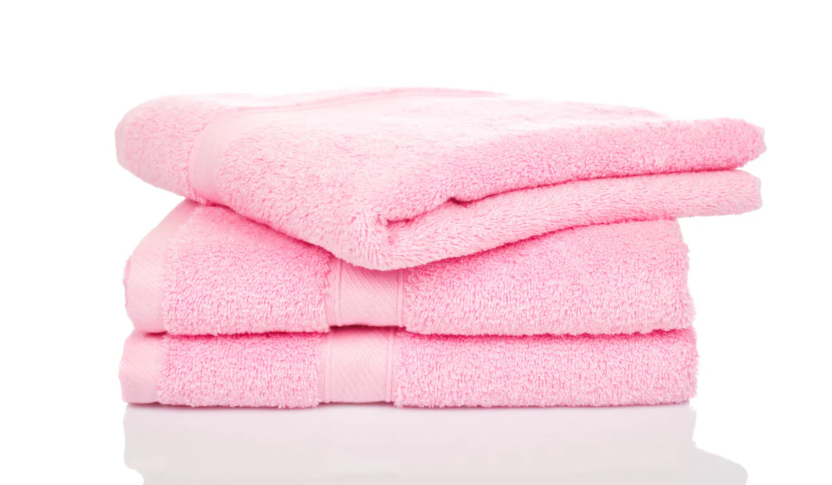 Как вернуть кухонным полотенцам свежесть: бюджетные методы стирки