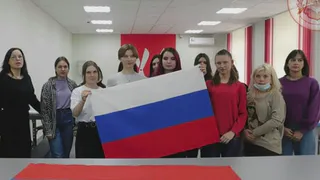 В Брянске студенты пошили более тысячи флагов для акций «Zа Победу»