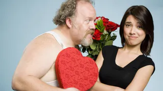 Любовь зла: 30-летняя женщина украла телефон и деньги у 60-летнего нижнекамца