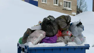 В Татарстане в три раза выросло число жалоб на вывоз мусора и уборку снега
