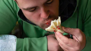 Приметы и запреты на 11 сентября: сегодня рекомендуется есть руками