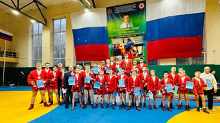 Владимирские самбисты завоевали 24 медали на турнире памяти Евгения Чичваркина