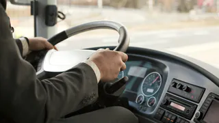  Водителям автобусов наденут «браслеты»