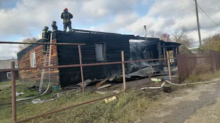 В одном из сел Коми многодетная семья осталась без дома и документов