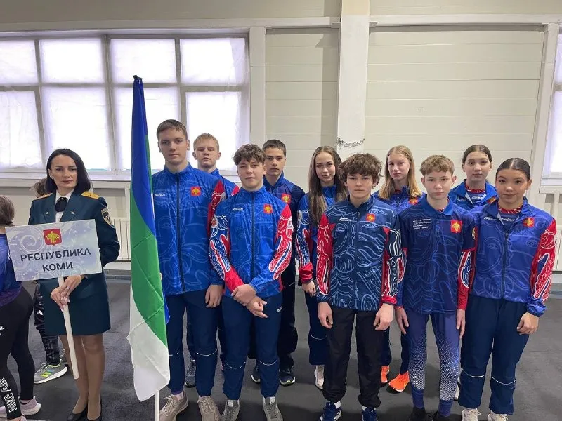 Сборная Коми взяла золото на стартах пожарных в Вологде