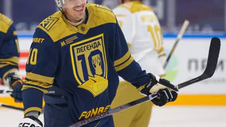 Нападающий из Магнитогорска в команде «Питтсбург Пингвинз» забивает 500-ную шайбу в НХЛ и оформляет 800 голевых передач