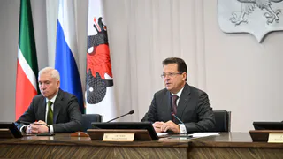 Власти Татарстана опровергли слухи об отстранении мэра Ильсура Метшина от должности