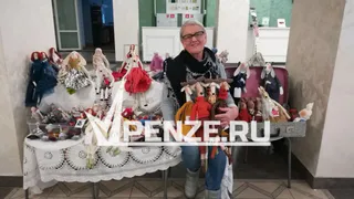Пензенская мастерица с ограниченными возможностями шьет плюшевые символы года и занимается благотворительностью