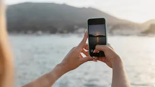 Как защитить смартфон от перегрева в жаркую погоду