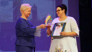 Владимирских педагогов поздравили с началом учебного года дипломами и концертом