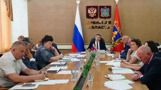 Егор Ковальчук обсудил ход уборочной кампании в Брянской области
