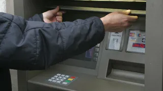 В Нижнекамске злоумышленник пытался украсть из банкомата больше миллиона рублей