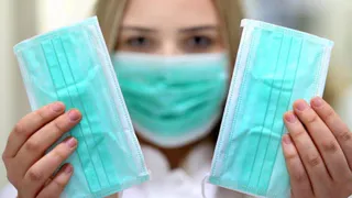 Врач-иммунолог рассказал, что должно случиться, чтобы отменили масочный режим