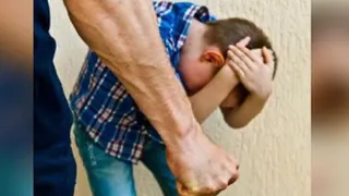 «Учил жизни»: житель брянского райцентра едва не задушил сына-подростка