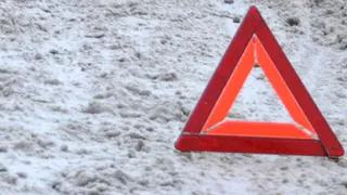 Под Дятьково «ВАЗ» занесло и отбросило на подростка