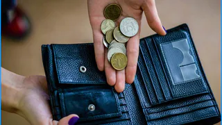 Каким знакам зодиака явно не будет везти с деньгами с середины ноября