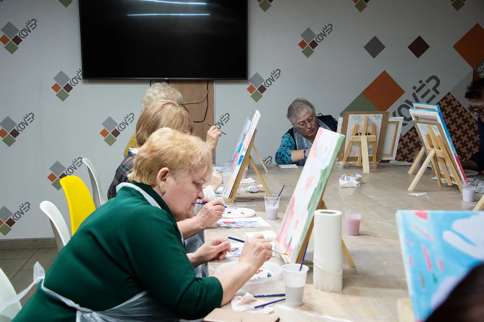 В Нижнекамске провели арт-встречу для матерей участников СВО