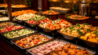 Впервые попробовала такую закуску на фуршете: теперь всегда делаю ее на праздничный стол и сильно удивляю гостей