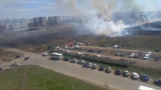 Пожар на Гайнуллина: из-за ветра огонь не могли потушить полчаса