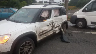 Водитель "Шкоды" рассказал каково это - столкнуться на дороге с Боевой Машиной Десанта