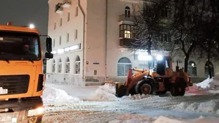 Убирайте свои автомобили: жителям Владимира рассказали, на каких улицах будет работать спецтехника 16 и 17 февраля