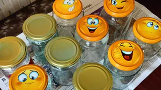 Для чего хозяйки оборачивают фольгой стеклянные банки: подглядела хитрый трюк - теперь сама делаю также