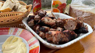 Россельхознадзор выявил кафе в Коми без документов на мясо и морепродукты