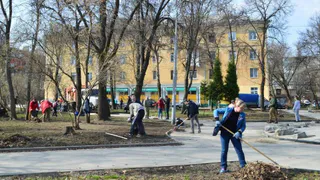 Жители Рязани 16 апреля вышли на субботник