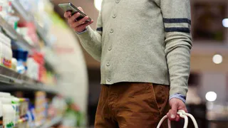 Брянцы обеспечены магазинами на 187,9%