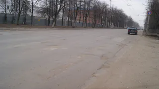 На Куйбышевке ограничили скорость движения из-за ям