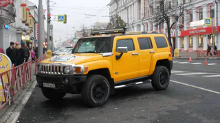 В Рязани на улице Новосёлов изменят правила парковки