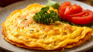 Научили готовить вкуснятину на завтрак за 5 минут: пара яиц и одна пачка творога — и семья уже за столом