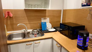 Секрет 6-метровой кухни в «хрущёвке»: это не издевательство, а гениальный план, который однажды пошёл совсем не так — рассказываю почему