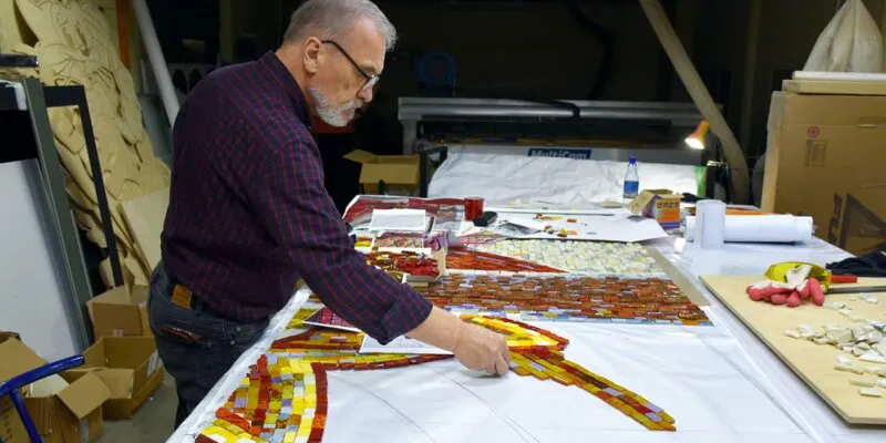 В Пензе восстанавливают панно "Кандиевское восстание" на улице Московской