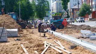 Тягач сбил рабочего при строительстве моста через Суру на М-7: мужчина получил травмы