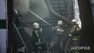 В Рязанской области загорелась терраса: хозяину потребовалась госпитализация