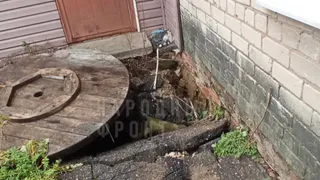 В Вязниковском районе произошло обрушение асфальта рядом с одним из зданий