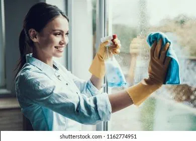 Приметы и запреты на 4 августа: стираем шторы и моем окна