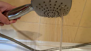 Как сэкономить свои кровные на плате за воду в жилье?