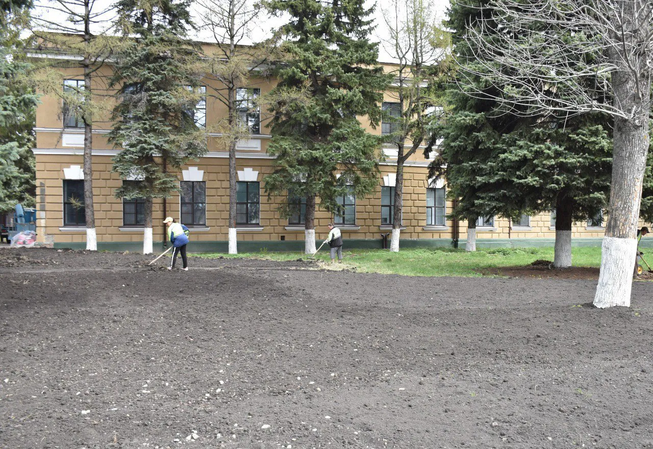 Стало известно, когда откроют обновленную стелу работникам ЗИФ в Пензе
