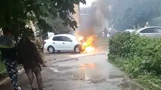 Очевидец: на улице Вокзальной горит машина