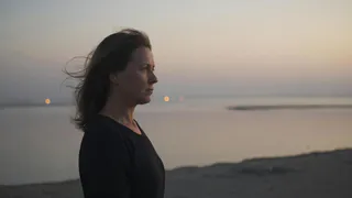 Сила молчания: почему ваше привычное «всё хорошо» мешает искренности и близости с людьми