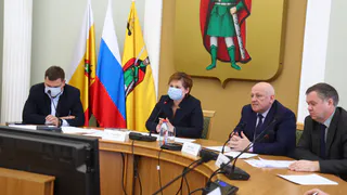 Мэр города Елена Сорокина недовольна качеством уборки города от снега