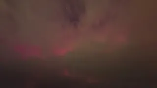 Жители Рязани вновь поделились снимками полярного сияния