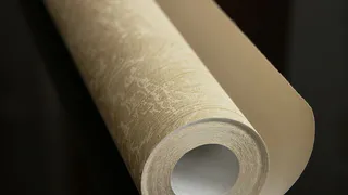 Переклейка обоев: как выбрать и сколько это стоит