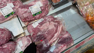 Дешевая свинина из «Магнита». Купила и честно рассказываю, что это за мясо