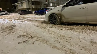 Жители Коми "тонут" в сугробах