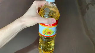 Такого масла берите по 4 бутылки: Роскачество назвало лучшие марки подсолнечного масла для блинов на Масленицу        