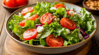 Самым невкусным блюдом мира признан салат из России: вы и не угадаете никогда, о каком идёт речь